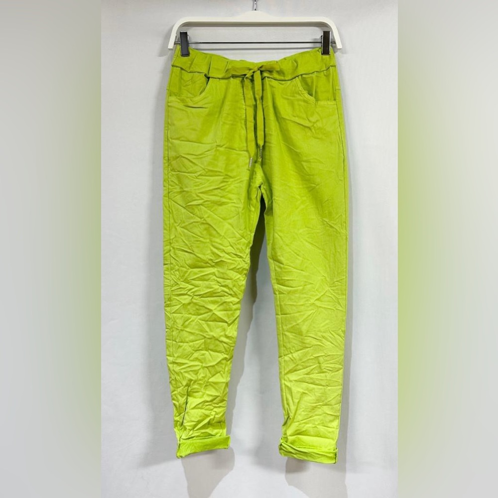 (6175-SOL-LME) SOLID DRAWSTRING CRINKLE JOGGERS WITH POCKETS